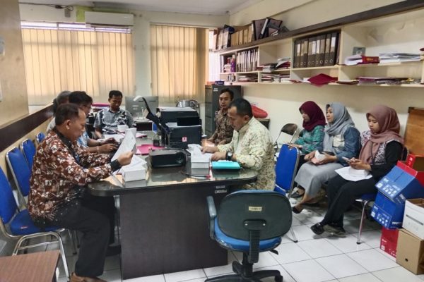 Fokus Kesejahteraan dan Lingkungan: Indramayu Bahas Kerja Sama Regional dan Pemantauan Udara Ambien