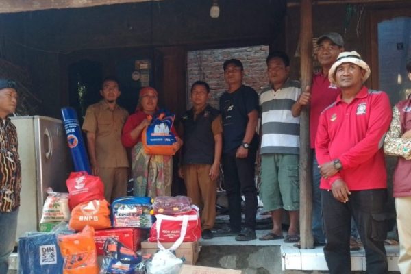 Pemkab Indramayu Gerak Cepat Bantu Korban Kebakaran Rumah di Desa Lemahayu