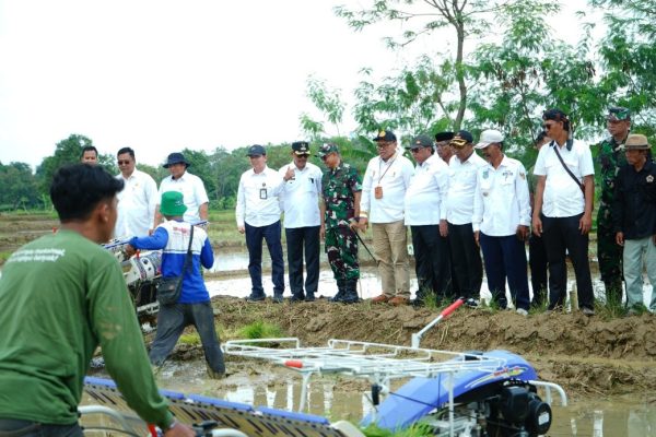 Wujudkan Program Petani Sejahtera, Indramayu Siapkan Asuransi Tani di Lahan Rawan Bencana